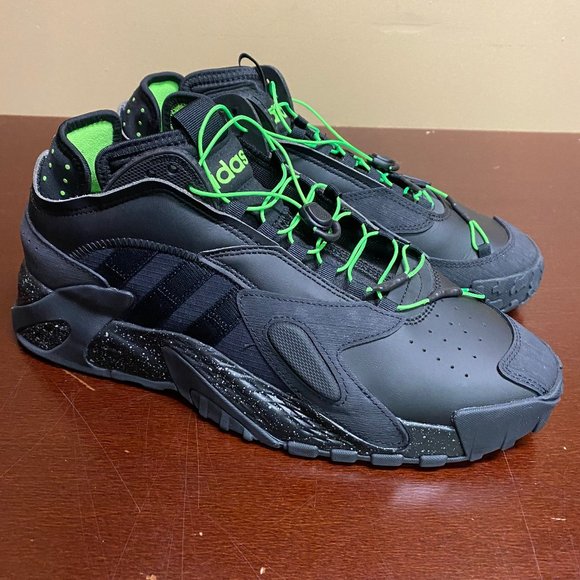 街を楽しもう ADIDAS OZTRAL CORE BLACK & SOLAR GREEN adidas Oztral Shoes - Green | adidas New Zealand